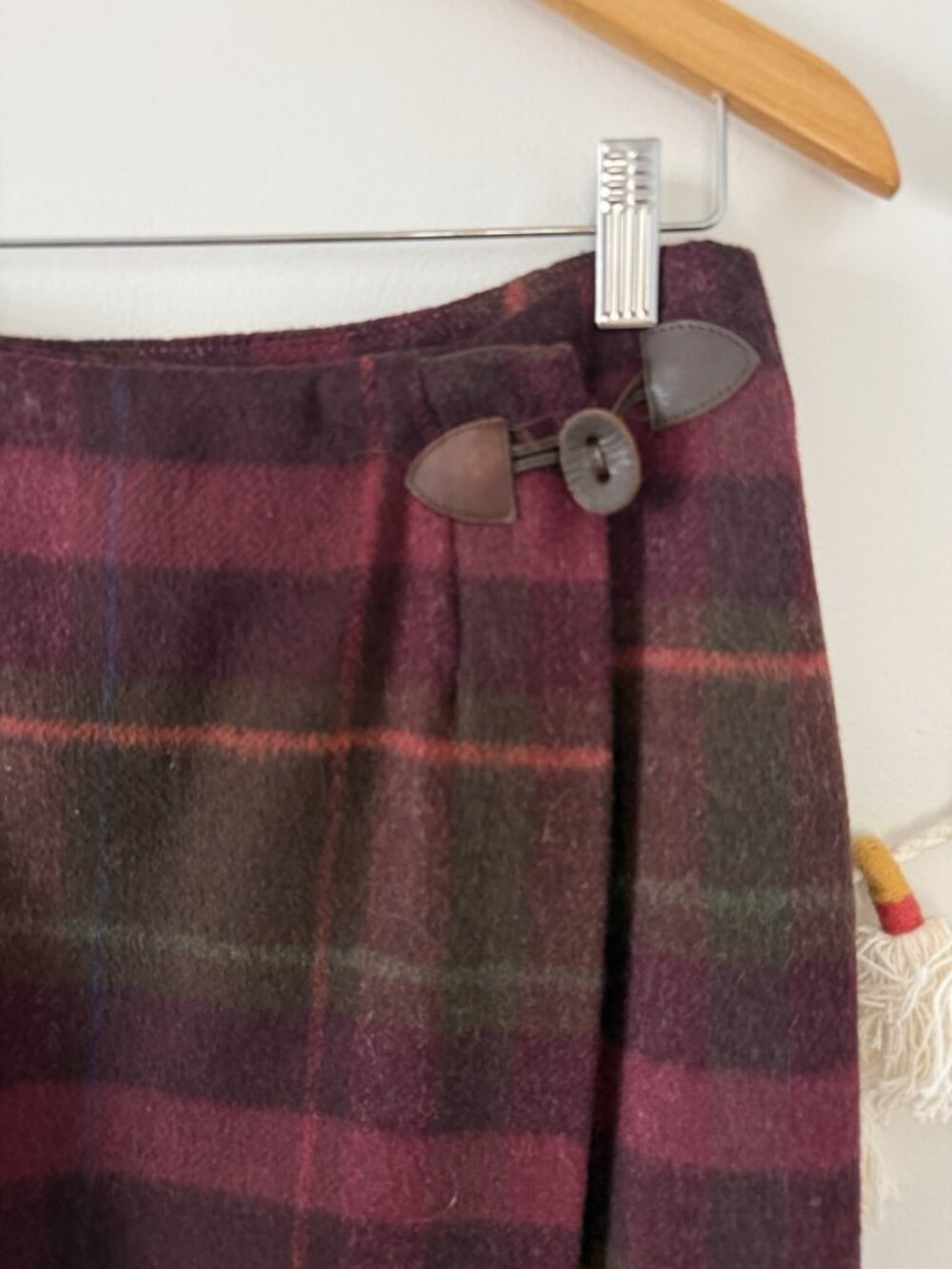 Vintage Talbots Wool Blend Tartan Plaid Wrap Midi Skirt Made In USA Preppy 12P - Picture 6 of 10
